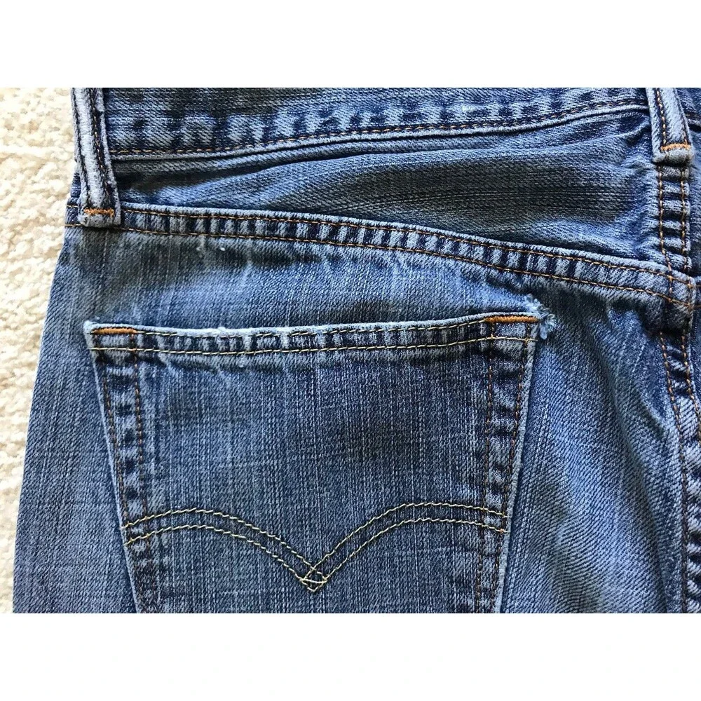 Vintage Levis 559 Jeans Mens 33x30 Blue Relaxed Fit Straight Leg Medium Denim